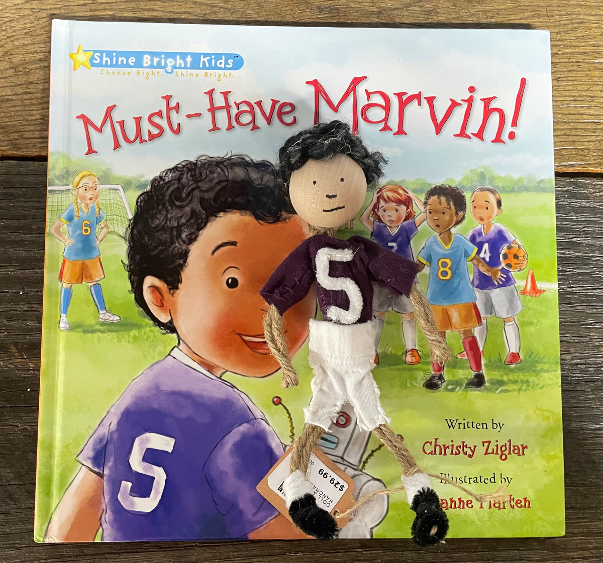 BOOK "MUST HAVE MARVIN"