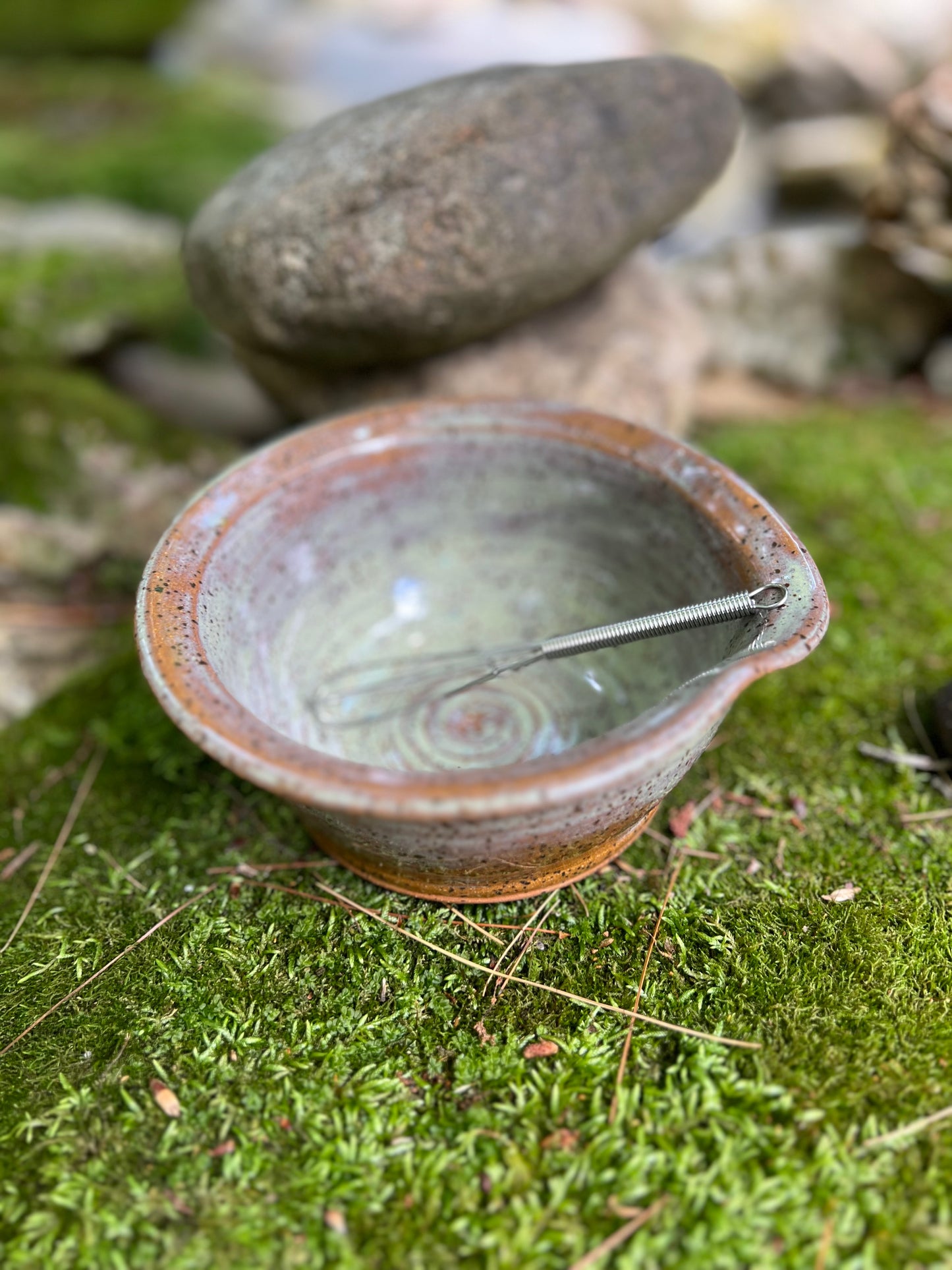 Small mixing bowl with whisk