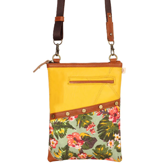 Brisk Crossbody Bag Vaan & Co