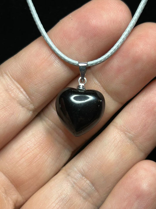 NL.SM. HEART BLACK ONYX black 16mm