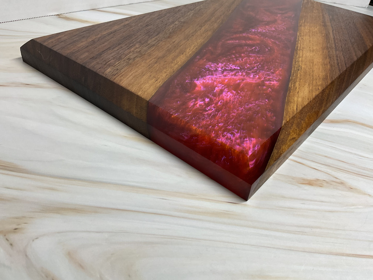 Dragon’s Breath Charcuterie Board – Walnut with Color-Shifting Resin