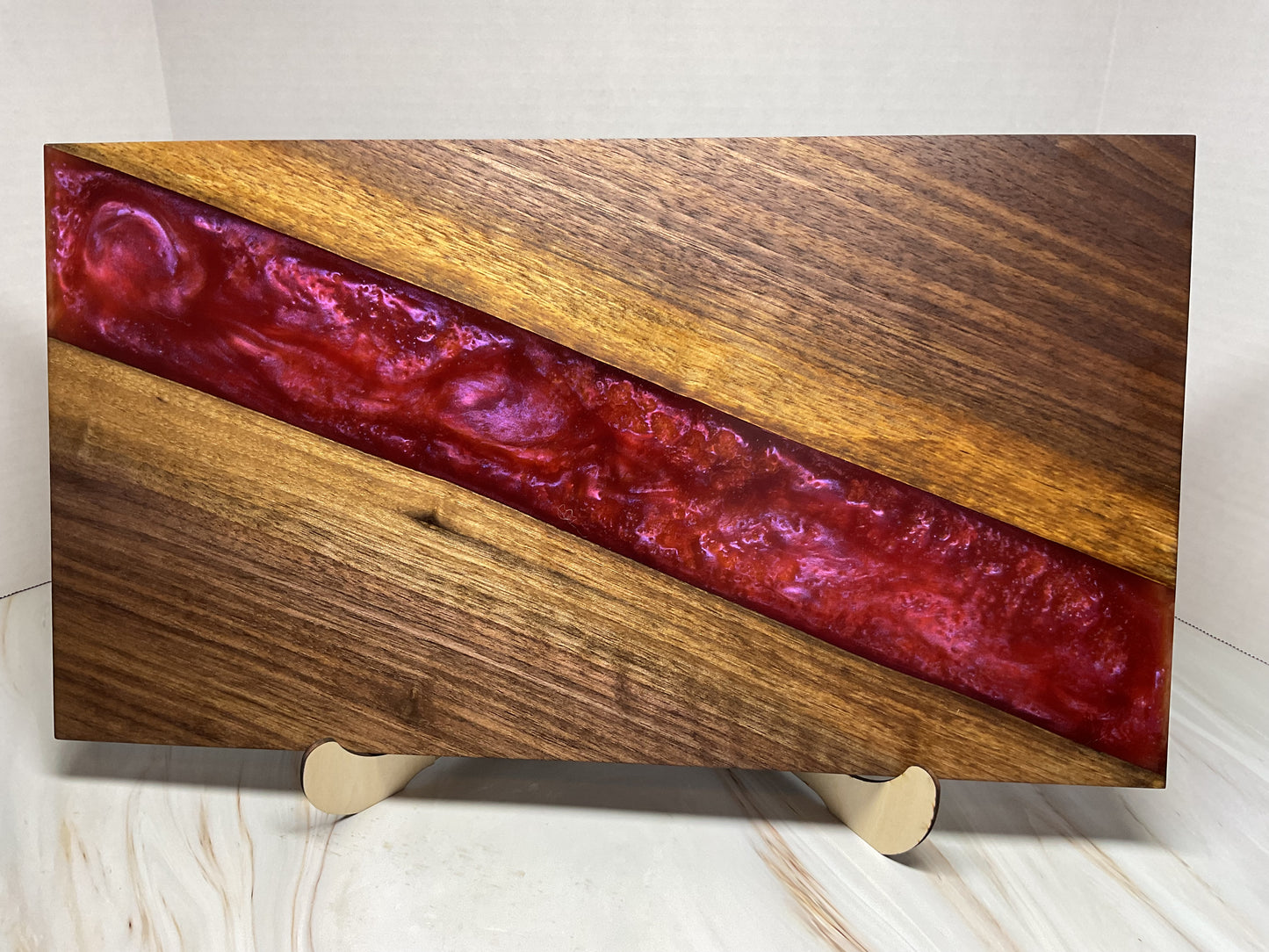 Dragon’s Breath Charcuterie Board – Walnut with Color-Shifting Resin