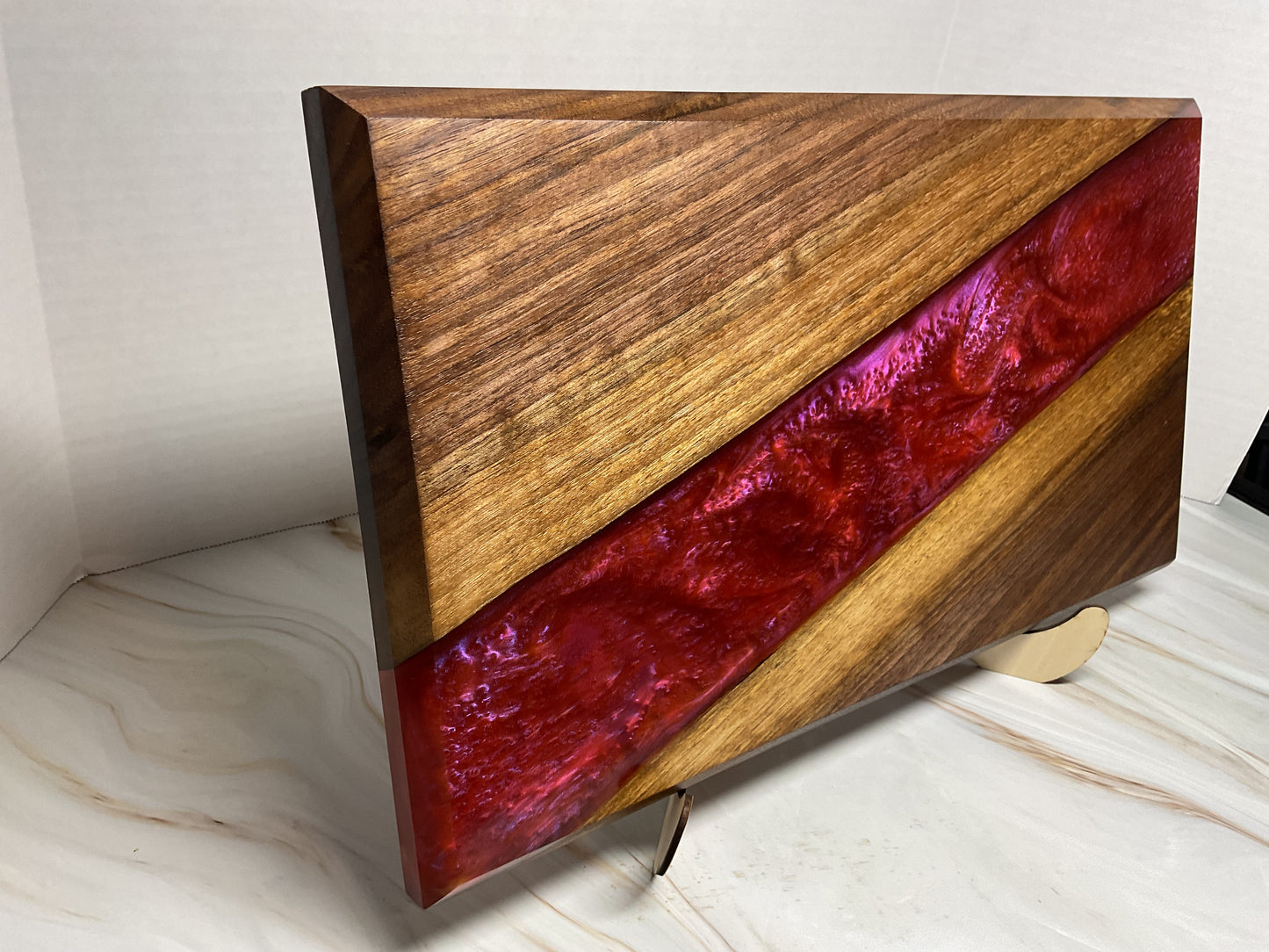 Dragon’s Breath Charcuterie Board – Walnut with Color-Shifting Resin