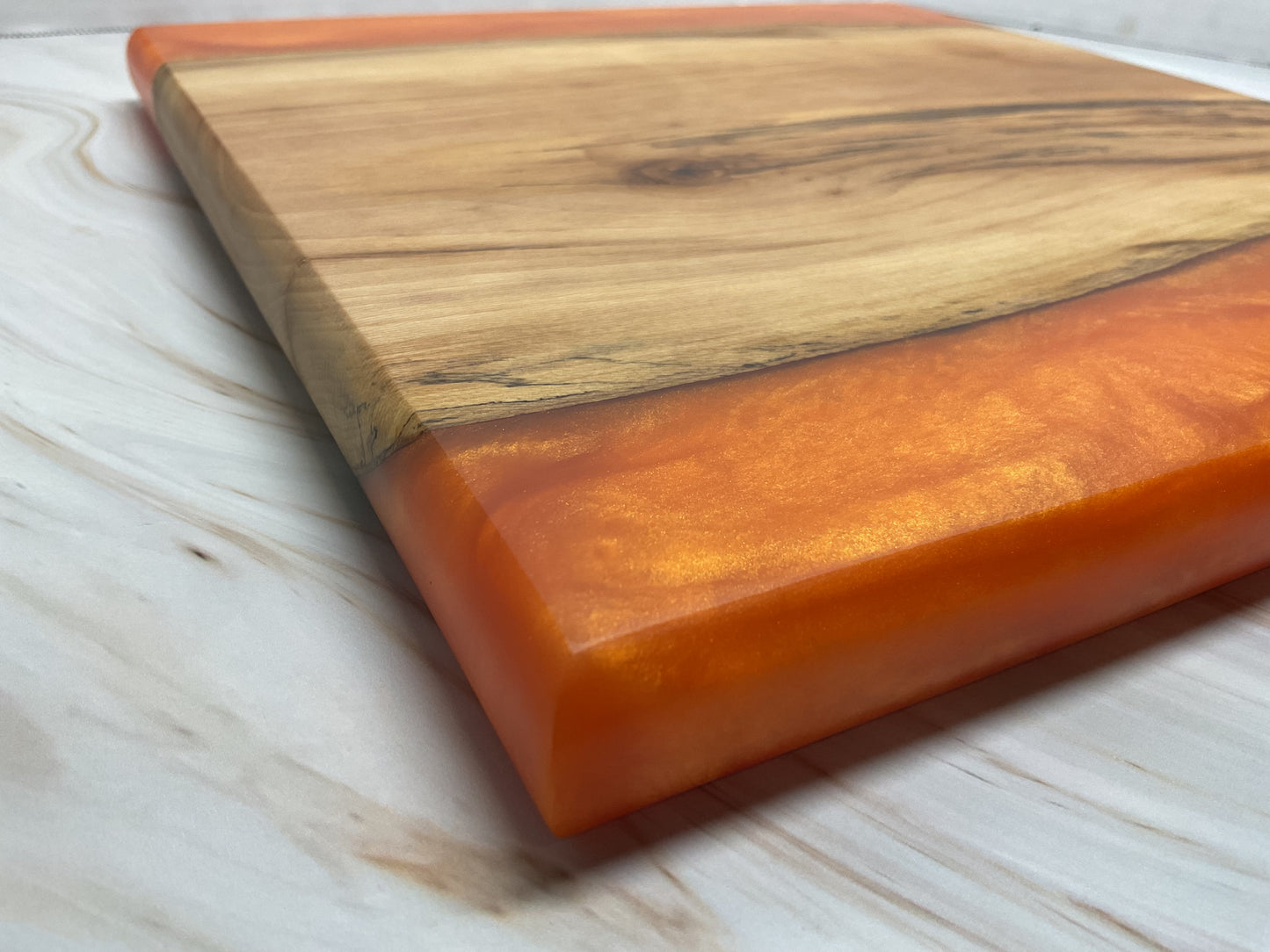Black Oak with Mango Resin