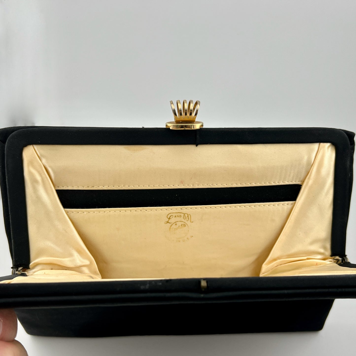 1940s-50s  L & M Lowry & Mund Spotlite Black Clutch Purse