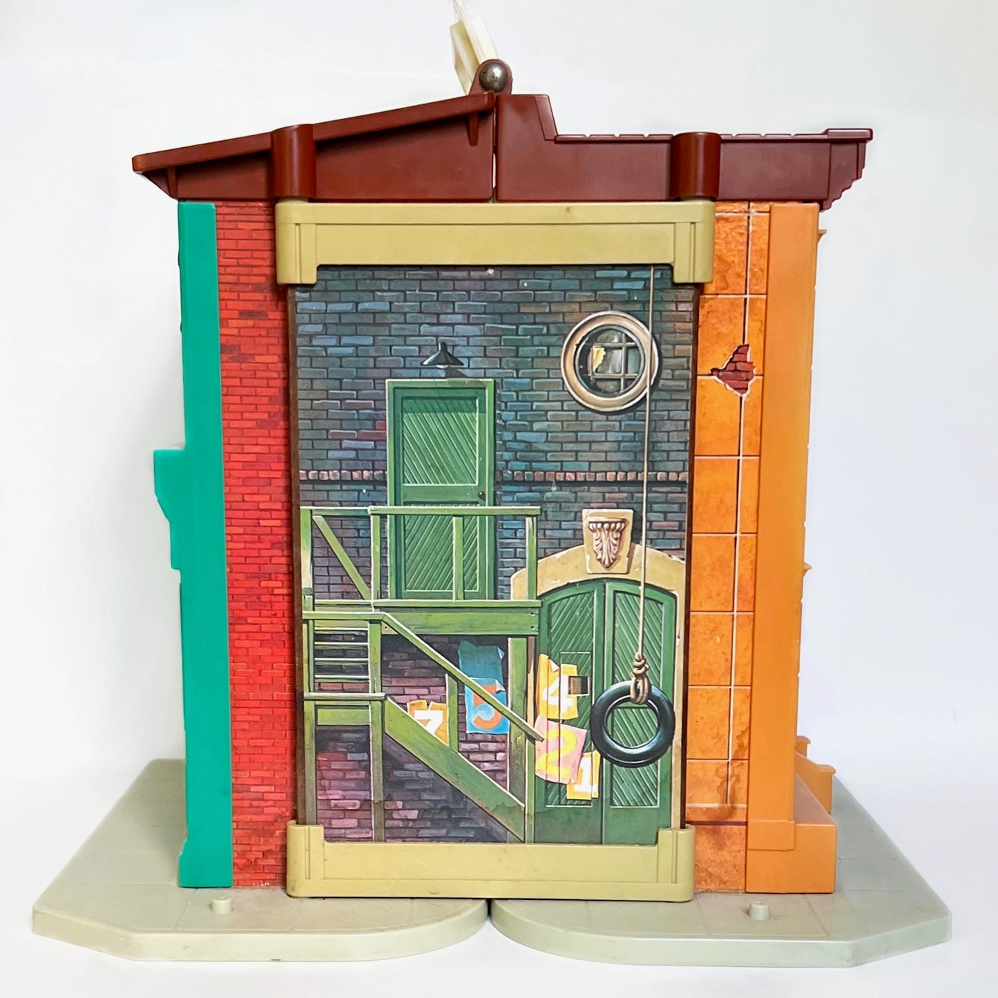 1974 Fisher Price Little People Play Family Sesame Street House #938