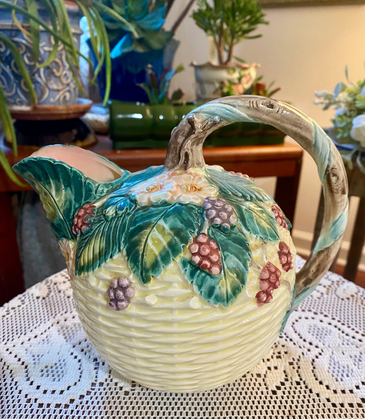 Vtg 1988 Haldon Basketweave Blackberry Pitcher  Haldon Group  7” tall