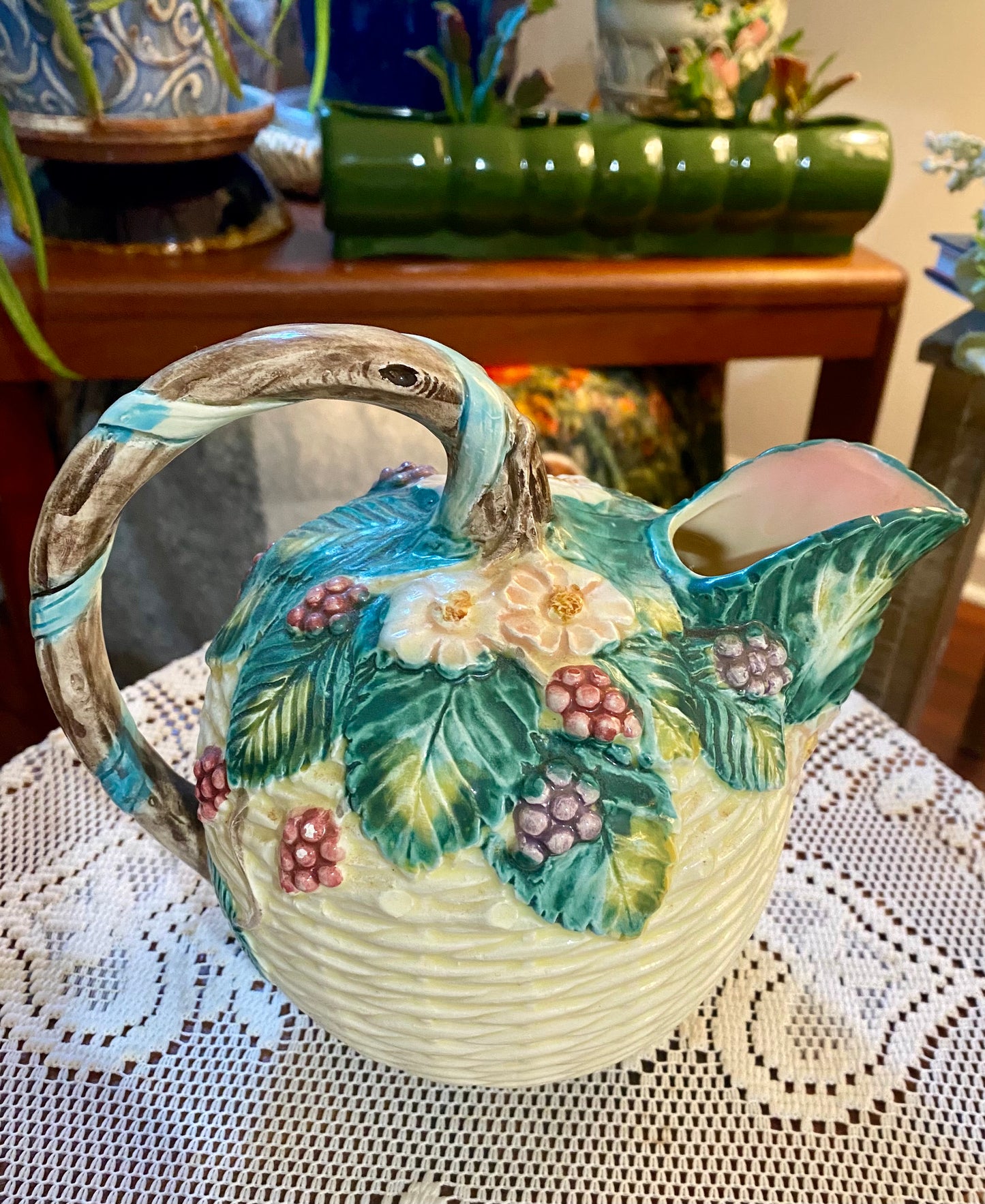 Vtg 1988 Haldon Basketweave Blackberry Pitcher  Haldon Group  7” tall