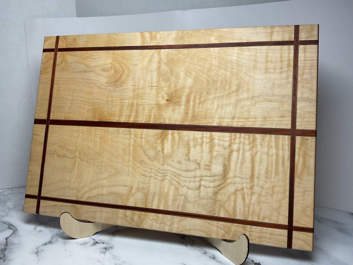 Timeless Handcrafted Cutting Board - Elegant Hardwood Kitchen Board