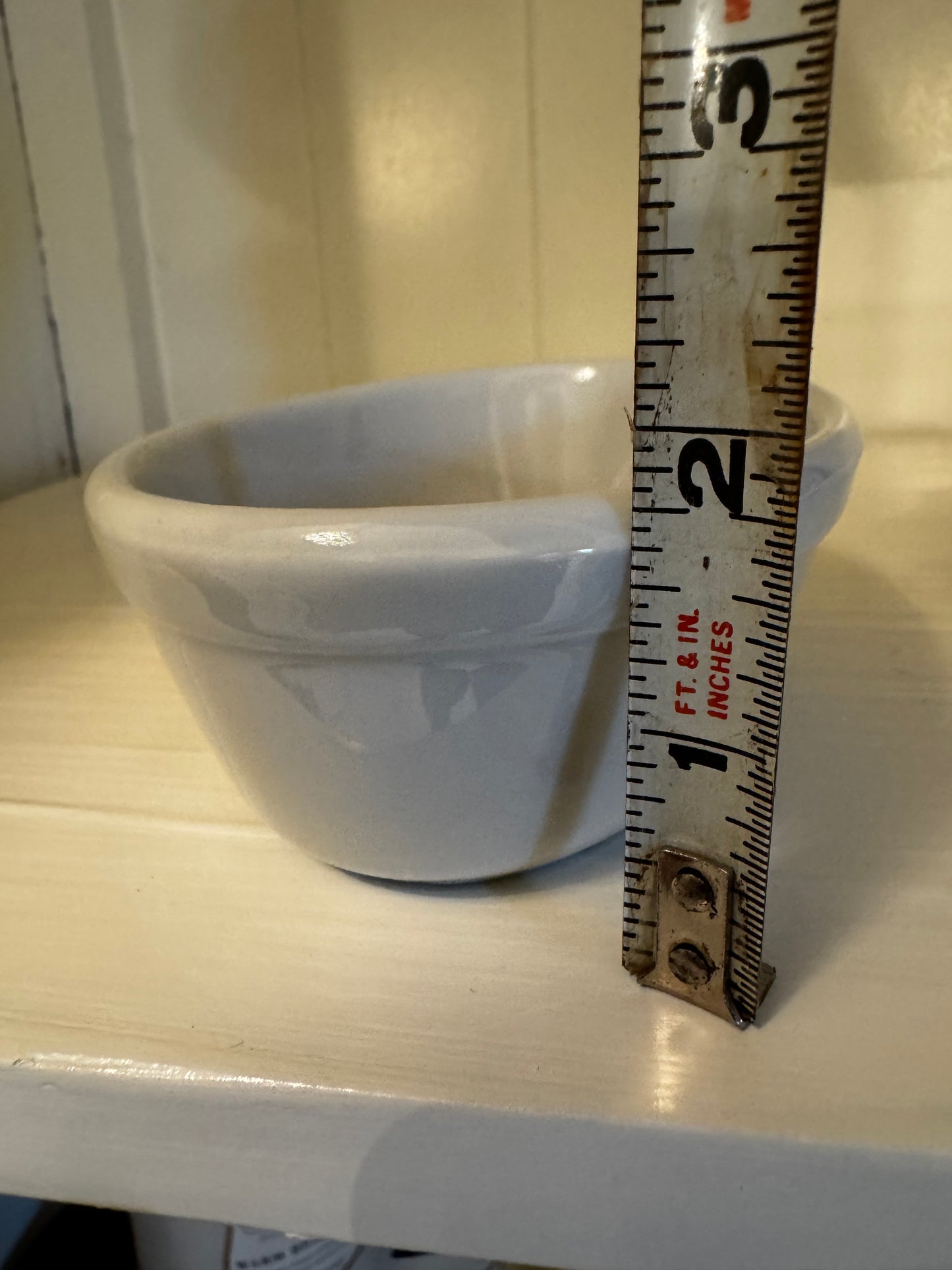 Dish  5.5" x 3.5"
