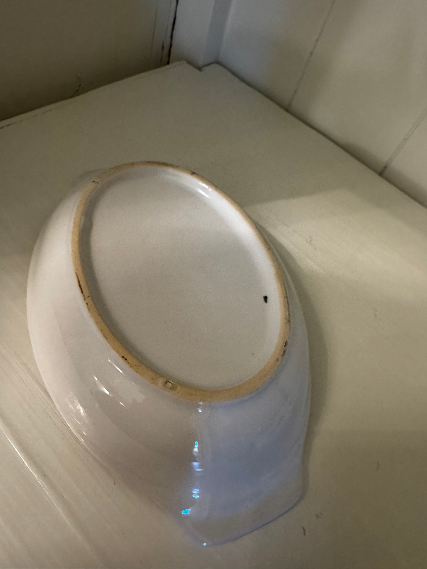 Dish  8" long x 4" wide