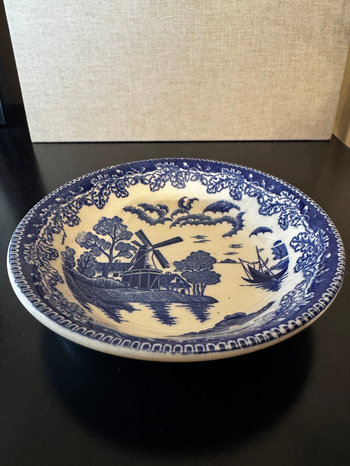 Fruit Bowl / Trinket Dish  5" diameter