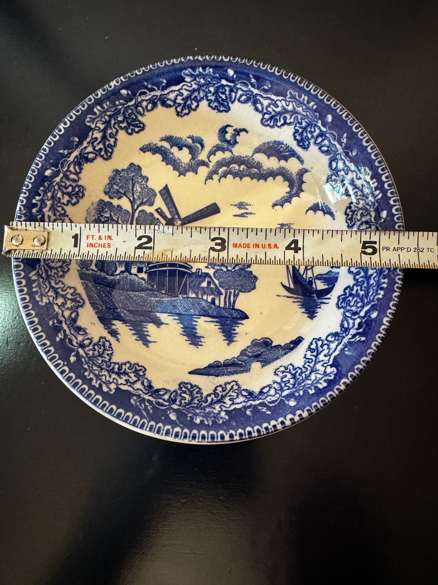 Fruit Bowl / Trinket Dish  5" diameter