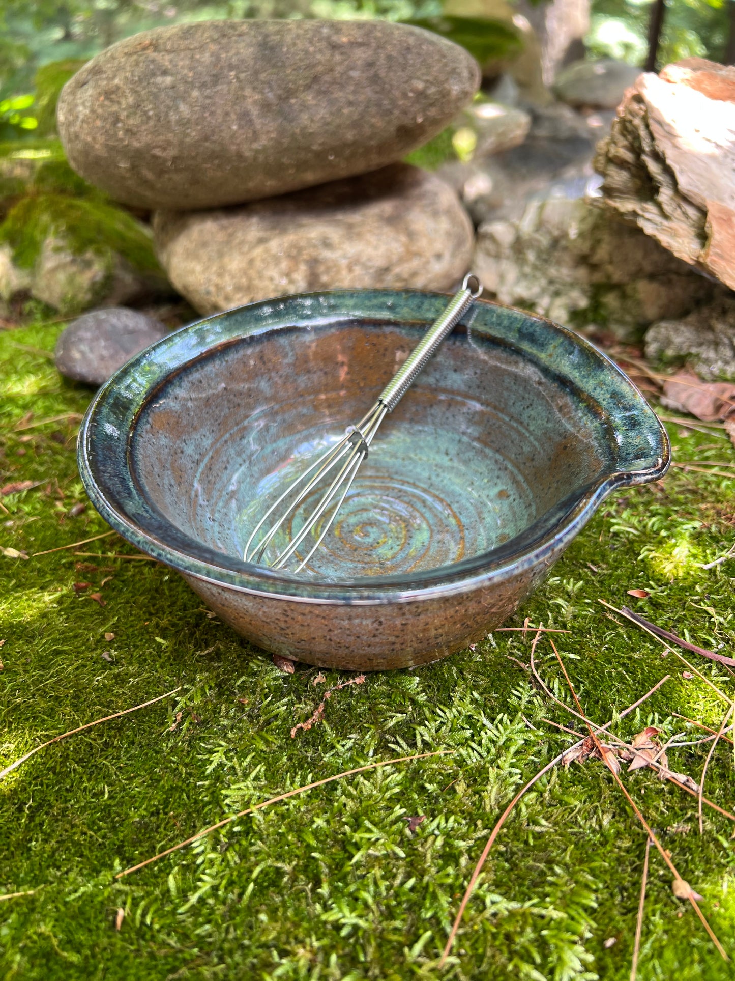 Small mixing bowl with whisk