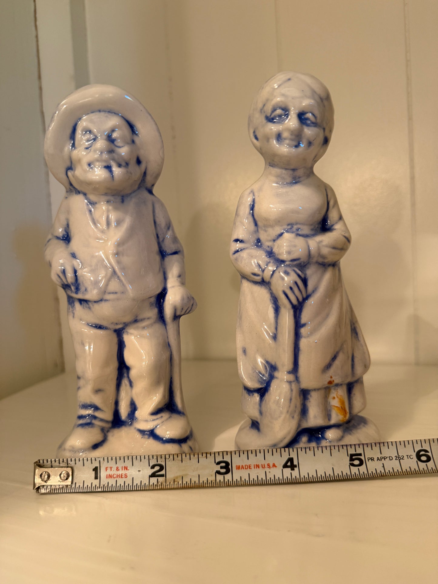 Delft Figurines  Pair