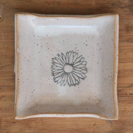 Square Dish - Daisy - Lt. Blue Mud & Maker