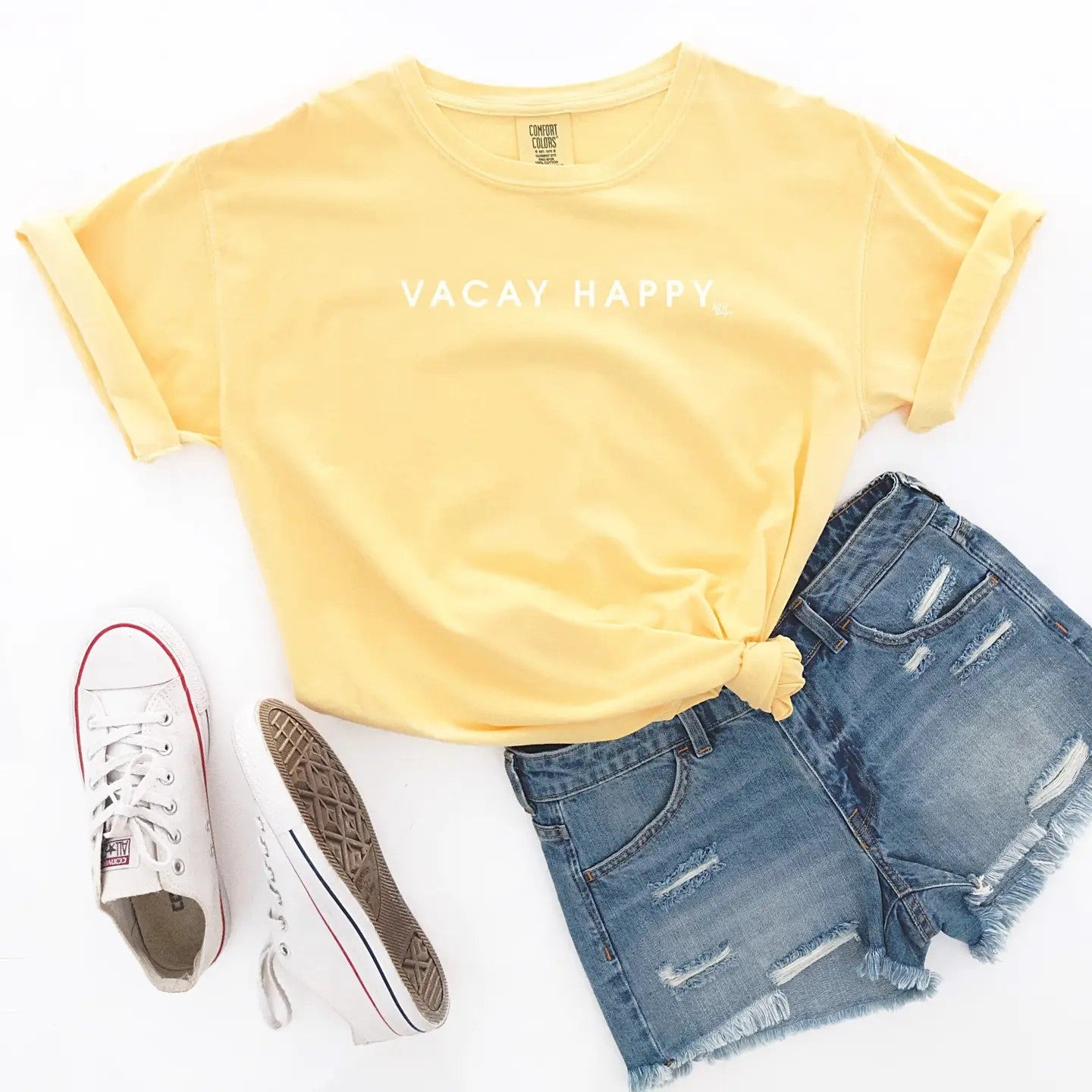 VACAY HAPPY TEE