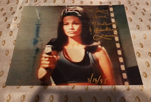 8x10 Barbara Luna Autograph Paramount 8x10